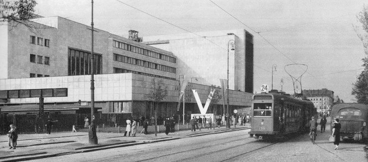 Dworzec_Główny_w_Warszawie_lato_1940