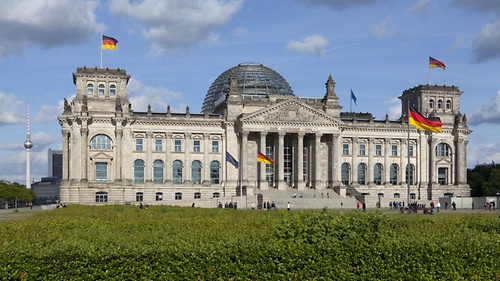 reichstag_sommer