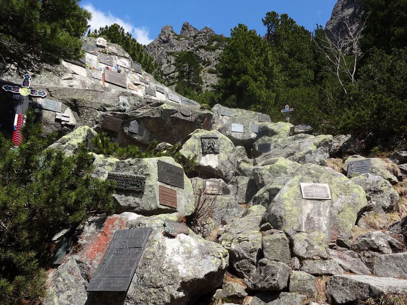 symbolicky_cintorin_pri_popradskom_plese_02