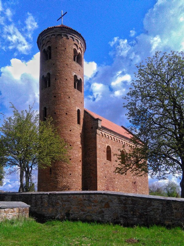 Inowłódz kościół św. Idziego