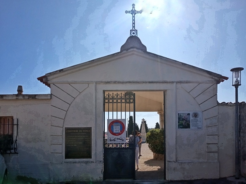 Vence cmentarz brama