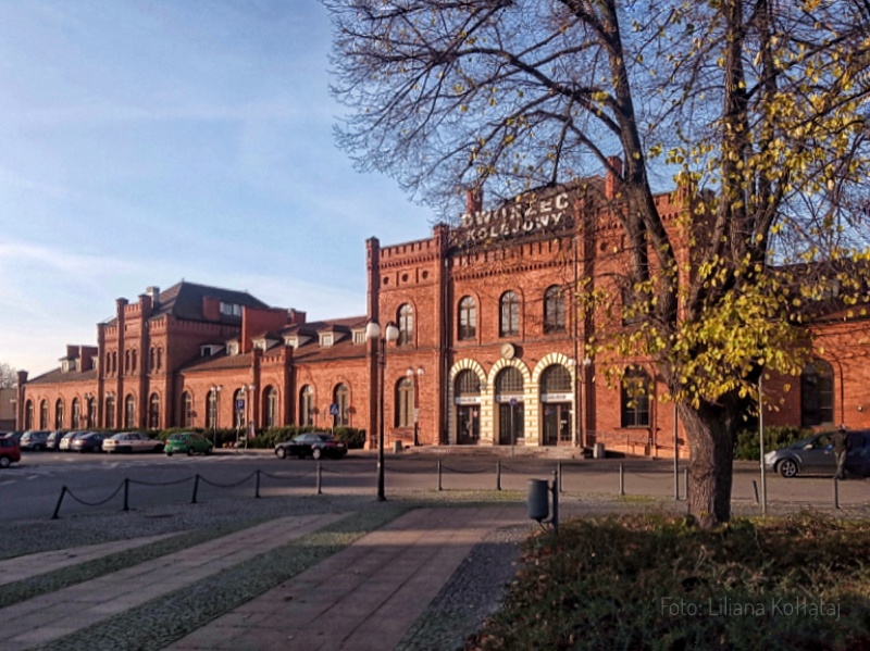 Zabytkowy dworzec w Skierniewicach