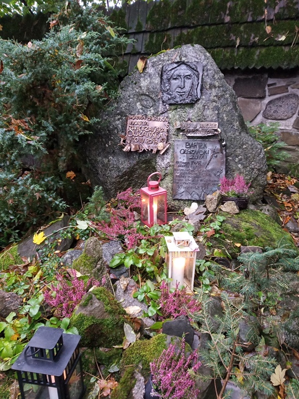 Cmentarz na Pęksowym Brzyzku Bartek Olszański