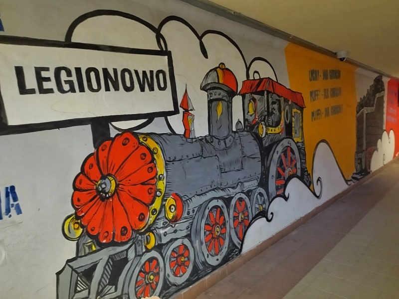 Legionowo mural na stacji