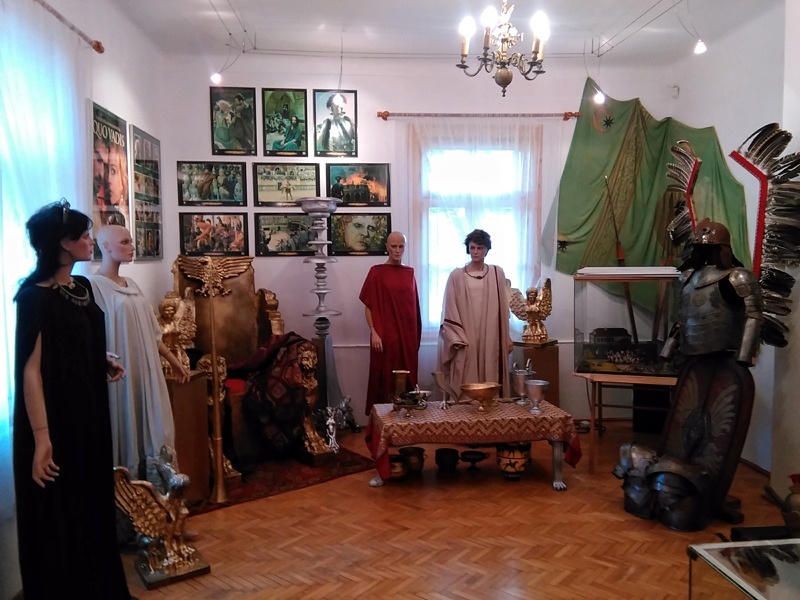 Wola Okrzejska fotosy i rekwizyty z filmów