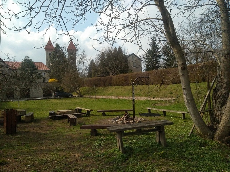 Czerwińsk ogród przy klasztorze