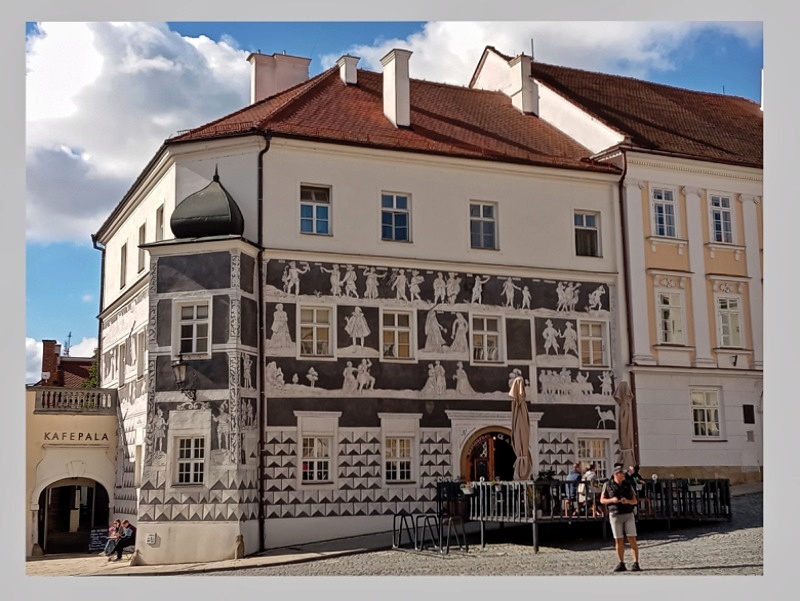 Mikulov rynek kamienica Pod Rycerzem